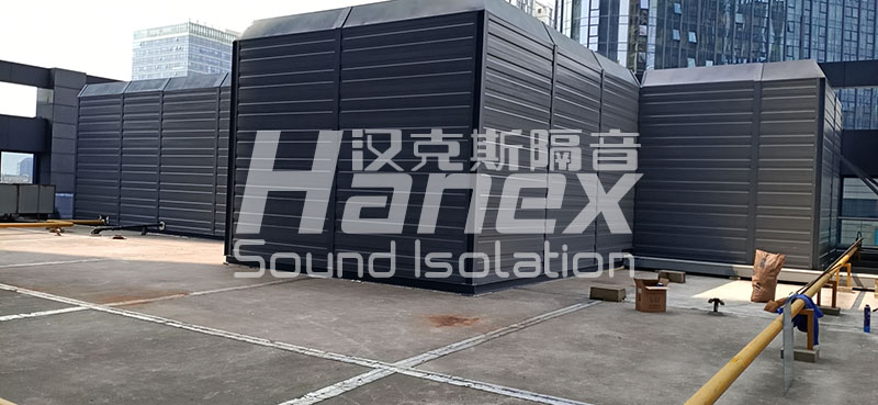 蘇州大區宏海店螺桿式空調機組隔音降噪 蘇州大區宏海店螺桿式空調機組隔音降噪