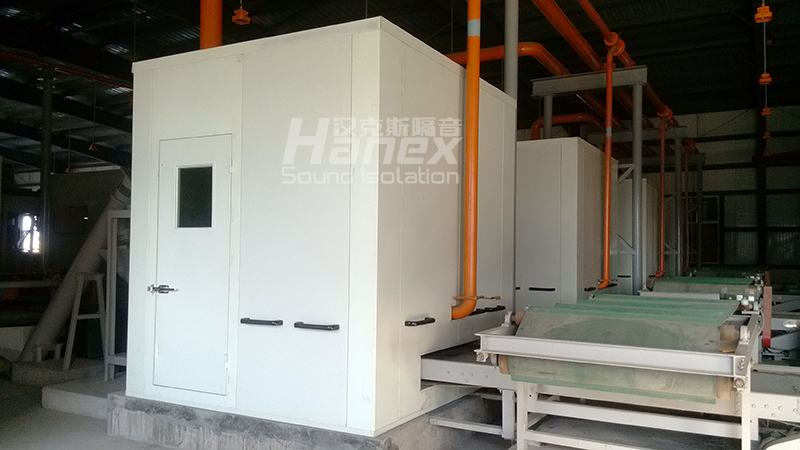 中海油破碎機隔音罩(安裝后 (3) 中海油破碎機隔音罩(安裝后 (3)